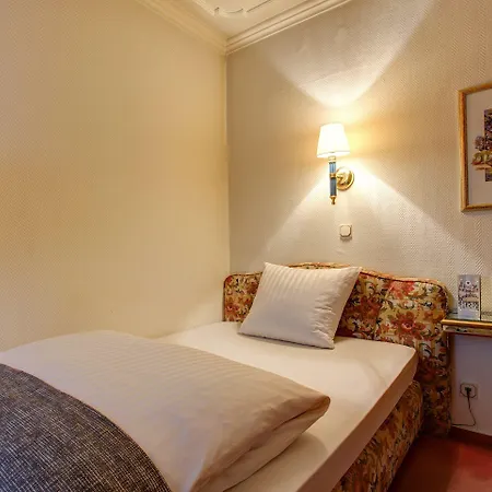 Centro Arde City, Trademark Collection By Wyndham 2*