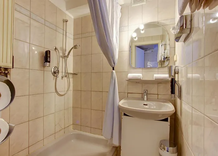 Centro Arde City, Trademark Collection By Wyndham 2* Colonia