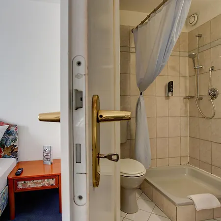 Hotel Centro Arde City, Trademark Collection By Wyndham Kolonia